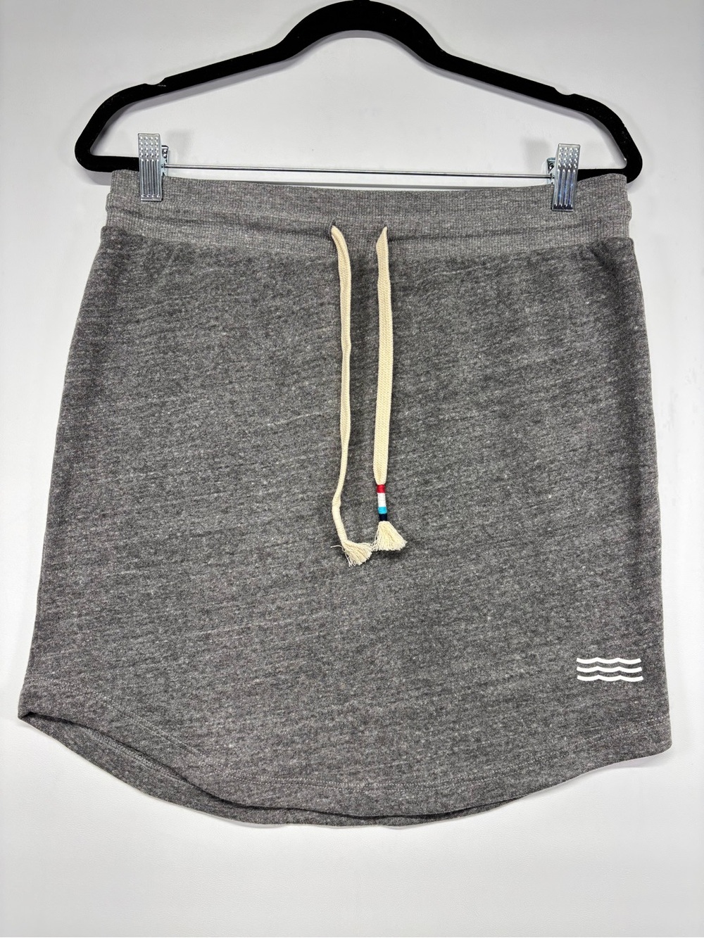 ✨Sol Angeles Scallop Women’s Gray Skirt Size L - Picture 4 of 10